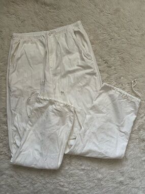 Aritzia TNA Cache Cargo Pant Relaxed Mid-rise Parachute Pants Baggy Cream Sz M